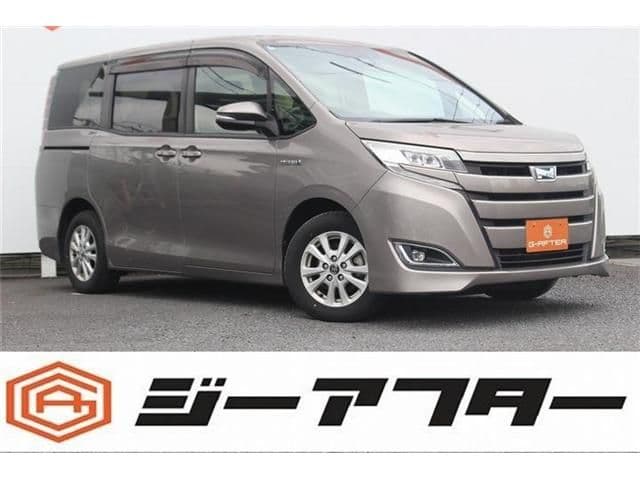 TOYOTA NOAH HYBRID
