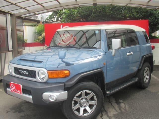 TOYOTA FJ CRUISER 4WD