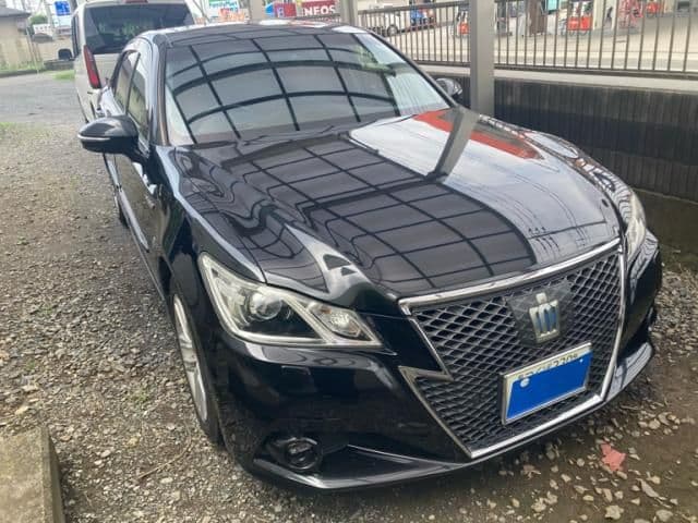 TOYOTA CROWN sedan hybrid