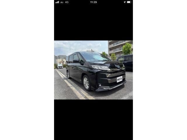 TOYOTA NOAH HYBRID