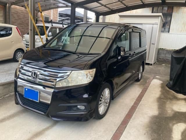 HONDA STEPWAGON SPADA