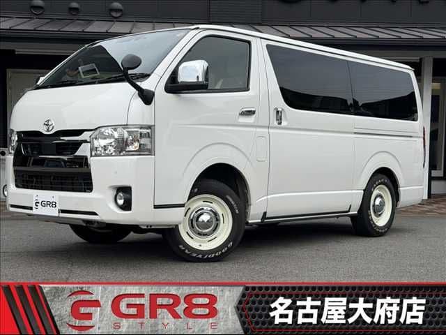 TOYOTA HIACE van 4WD