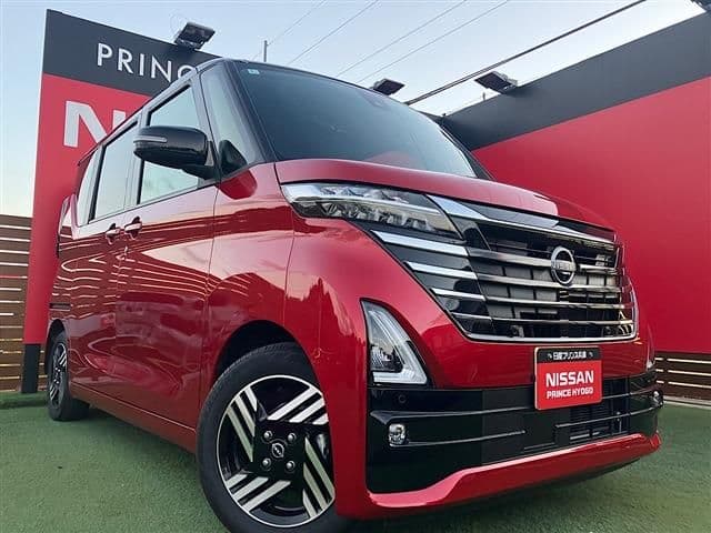 NISSAN ROOX