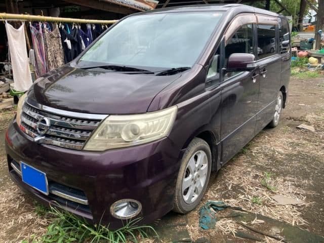 NISSAN SERENA WG