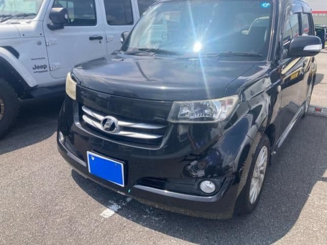 TOYOTA bB