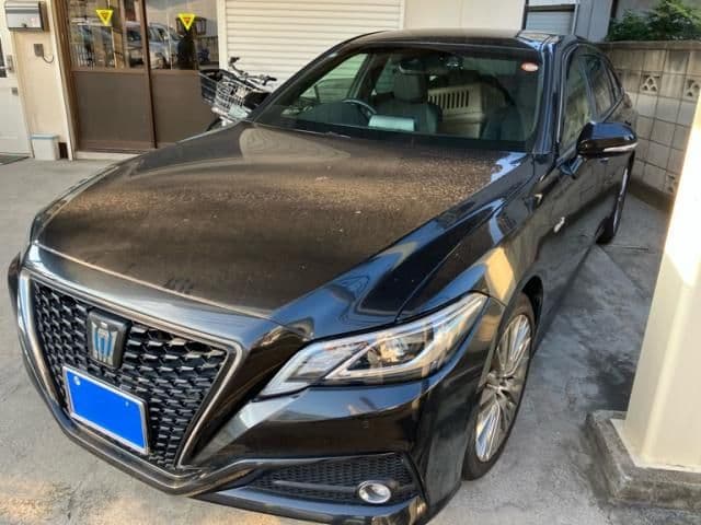 TOYOTA CROWN sedan hybrid