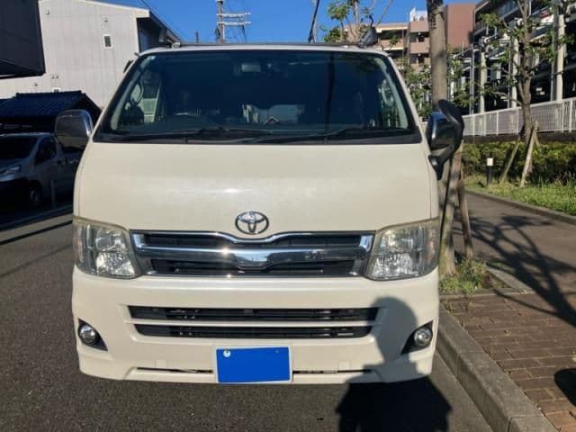 TOYOTA REGIUSACE van 2WD