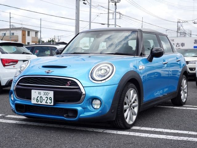 BMW MINI COOPER SD 5DOOR