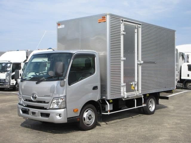 TOYOTA DYNA