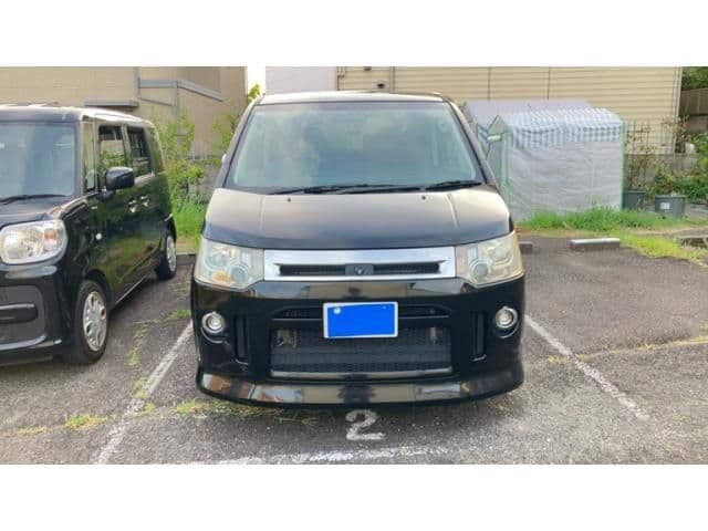 MITSUBISHI DELICA D:5 2WD
