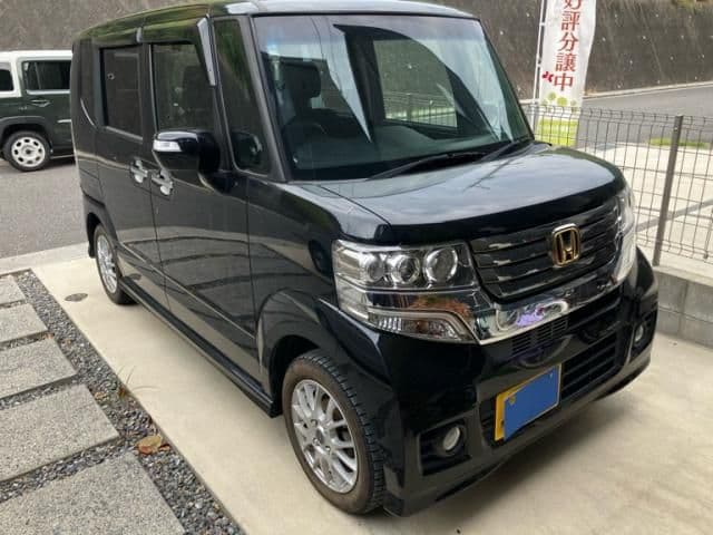 HONDA N BOX CUSTOM