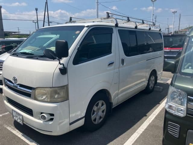 TOYOTA REGIUSACE van 2WD