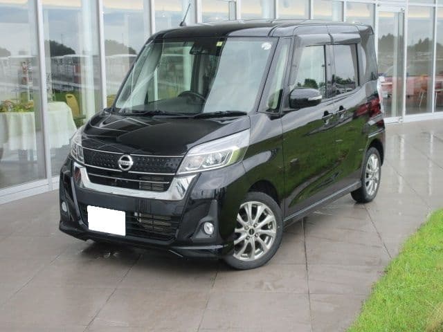NISSAN DAYZ ROOX 4WD