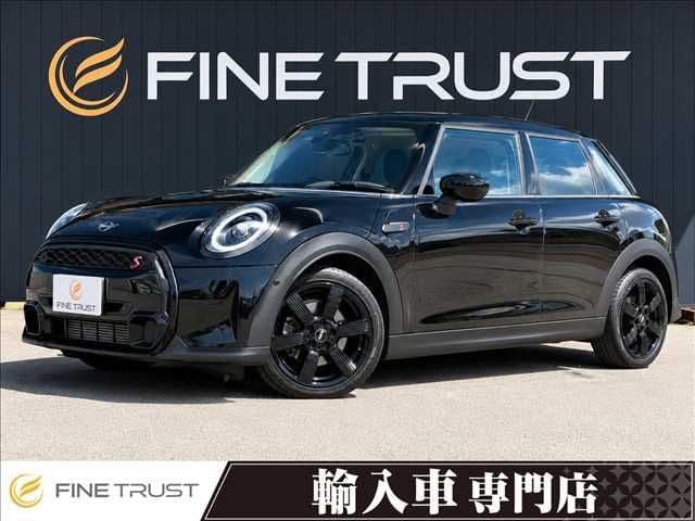 BMW MINI COOPER SD 5DOOR