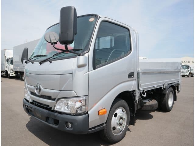 TOYOTA DYNA