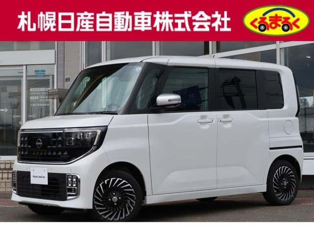 NISSAN ROOX 4WD