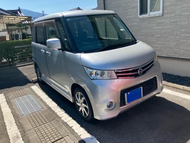 NISSAN ROOX 4WD