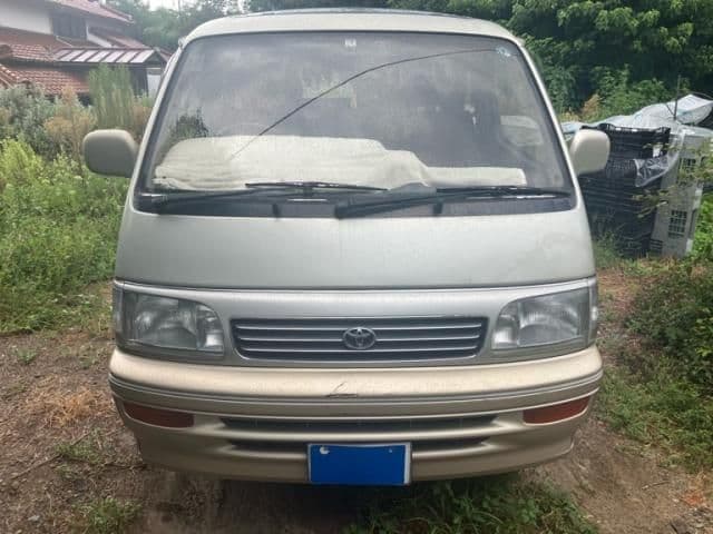 TOYOTA HIACE wagon