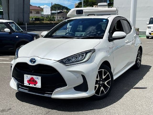 TOYOTA YARIS HYBRID