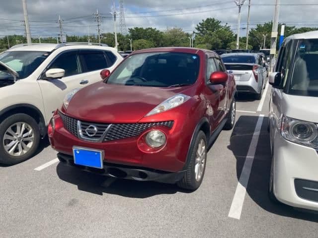 NISSAN JUKE