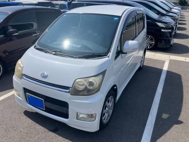 DAIHATSU MOVE CUSTOM