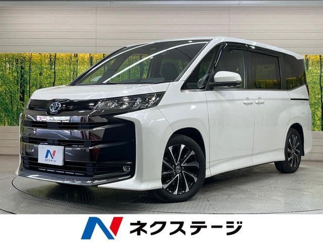 TOYOTA NOAH HYBRID