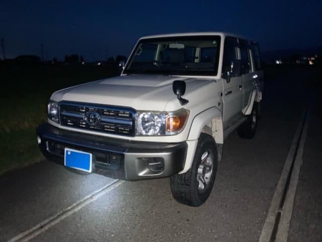 TOYOTA LANDCRUISER van