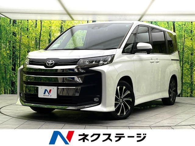 TOYOTA NOAH