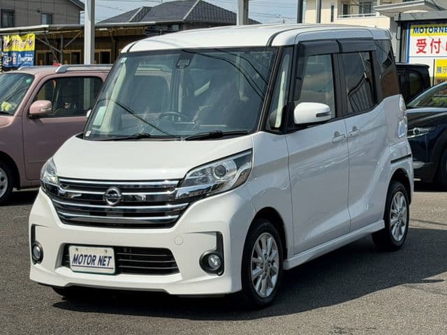 NISSAN DAYZ ROOX