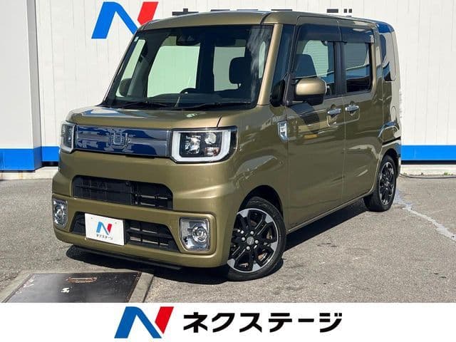 DAIHATSU WAKE