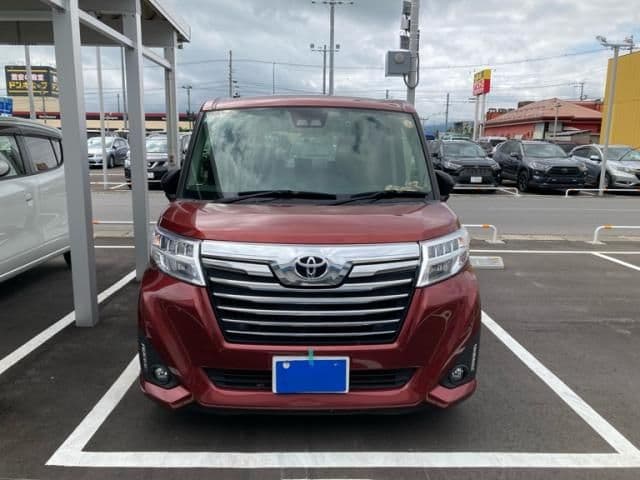 TOYOTA ROOMY 4WD