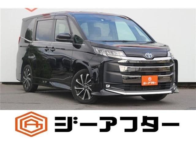 TOYOTA NOAH HYBRID
