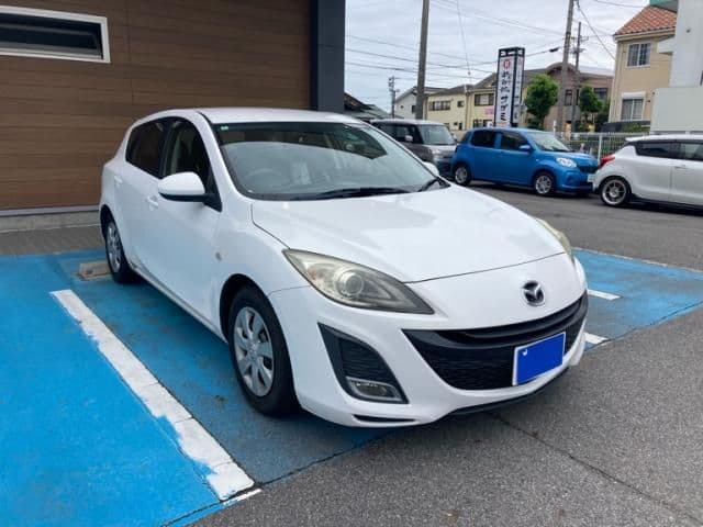 MAZDA AXELA SPORTS