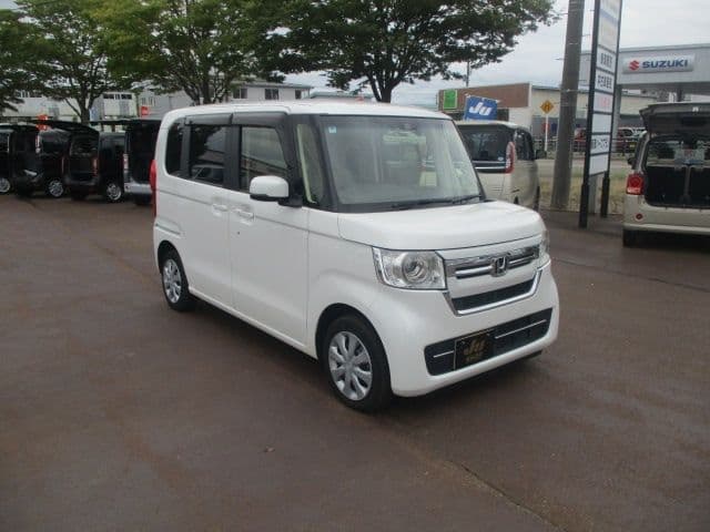 HONDA N BOX 4WD