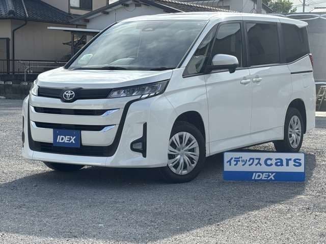 TOYOTA NOAH 4WD