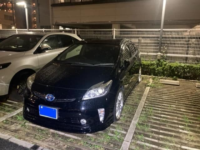 TOYOTA PRIUS
